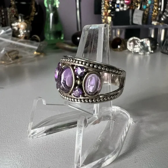 Sterling Silver Art Deco Cabochon Amethyst Ring - Picture 3 of 8